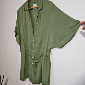 EUC FORDAYS OLIVE BUTTONED ROMPER SUPER SOFT SIZE SMALL
